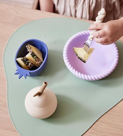 OYOY Kop m. Sugerør - Pære - Silikone - Vanilla OYOY Kop m. Sugerør - Pære - Silikone - Vanilla