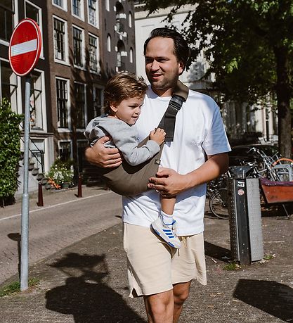 Wildride Bæresele - The Toddler Swing - Coffee Brown