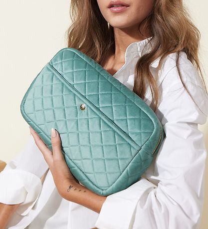 Fan Palm Toilettaske - Large - Quiltet Velour - Mint Green Fan Palm Toilettaske - Large - Quiltet Velour - Mint Green