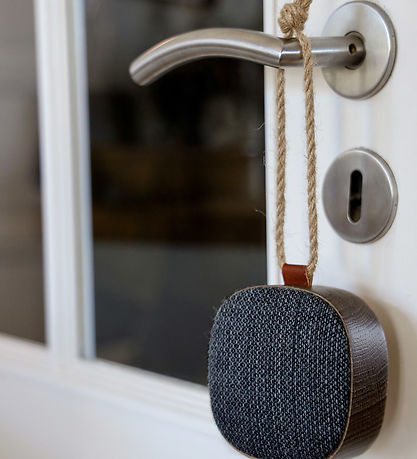 SACKit Højtaler - GO WOOD - Portable Bluetooth Speaker SACKit Højtaler - GO WOOD - Portable Bluetooth Speaker