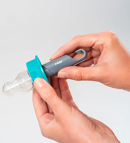 Reer Flaske- og Sutterenser - 2-i-1 - Grå