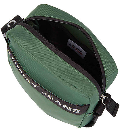 Tommy Hilfiger Skuldertaske - Essential - Urban Green Tommy Hilfiger Skuldertaske - Essential - Urban Green