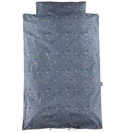 Nørgaard Madsens Sengetøj - Baby - Blå m. Sejlskibe Nørgaard Madsens Sengetøj - Baby - Blå m. Sejlskibe