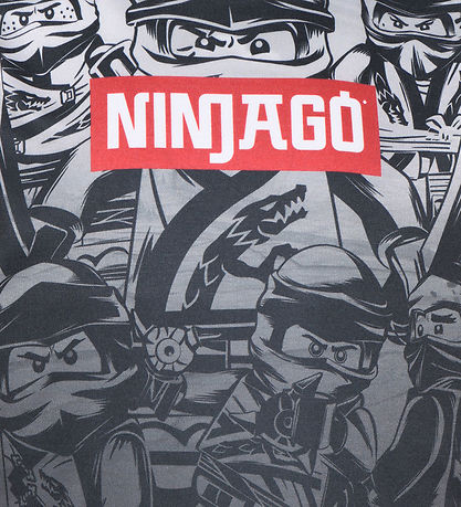 LEGO® Ninjago T-Shirt - LWTaylor - Sort LEGO® Ninjago T-Shirt - LWTaylor - Sort