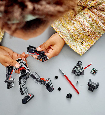 LEGO® Star Wars - Darth Vader-Kamprobot 75368 - 139 Dele