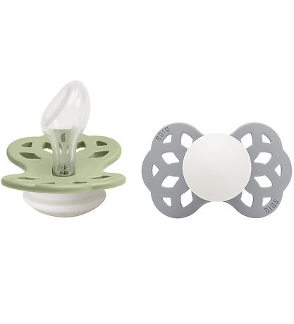 BIBS Infinity Natsutter - 2-pak - Str. 2 - Anatomisk - Sage Glow BIBS Infinity Natsutter - 2-pak - Str. 2 - Anatomisk - Sage Glow