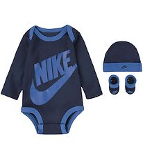 Nike Geschenkbox - Krabbelschuhe/Mütze/Body l/ä- Midnight Navy/B Nike Geschenkbox - Krabbelschuhe/Mütze/Body l/ä- Midnight Navy/B