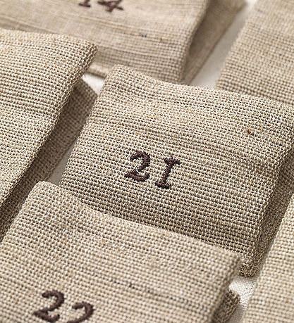 Ferm Living Julekalender - Pine - Mini - Natural Ferm Living Julekalender - Pine - Mini - Natural