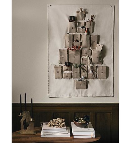 Ferm Living Julekalender - Pine - Mini - Natural Ferm Living Julekalender - Pine - Mini - Natural