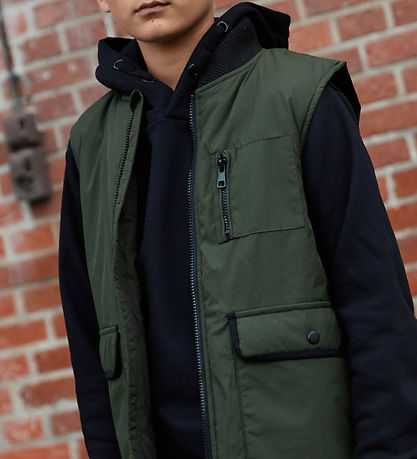 Cost:Bart Dynevest - CBTino - Forest Night Cost:Bart Dynevest - CBTino - Forest Night