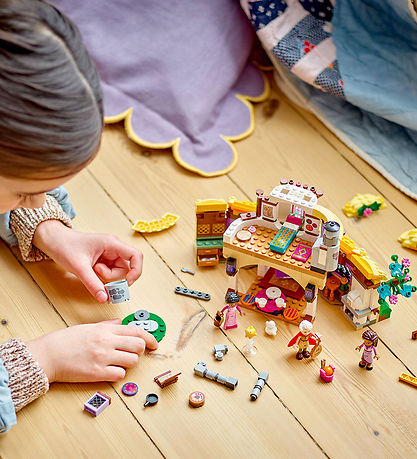LEGO® Disney - Ønsket - Ashas hytte - 43231 - 509 Dele