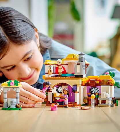 LEGO® Disney - Ønsket - Ashas hytte - 43231 - 509 Dele