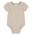 Nike Body k/æ - Sanddrift Nike Body k/æ - Sanddrift