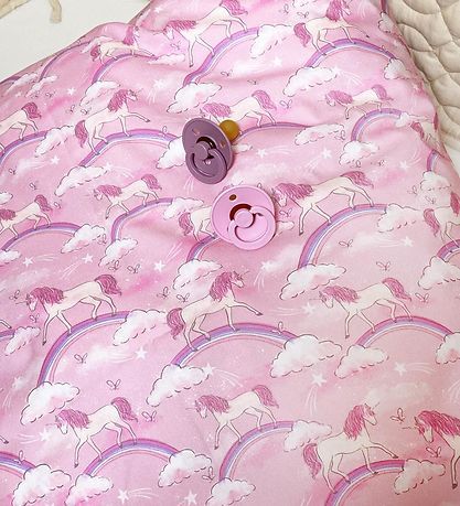 Nørgaard Madsens Sengetøj - Voksen - Pink m. Enhjørning Nørgaard Madsens Sengetøj - Voksen - Pink m. Enhjørning