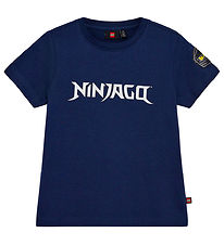 LEGO® Ninjago T-shirt - LWTano - Dark Navy m. Tekst LEGO® Ninjago T-shirt - LWTano - Dark Navy m. Tekst