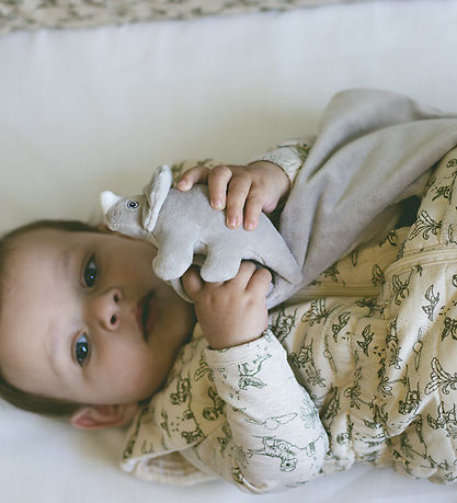 That's Mine Sovepose - Agnes - Dino Esta That's Mine Sovepose - Agnes - Dino Esta