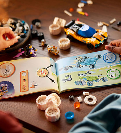 LEGO® DREAMZzz - Mr. Oz's Space Car 71475 - 350 Parts LEGO® DREAMZzz - Mr. Oz's Space Car 71475 - 350 Parts