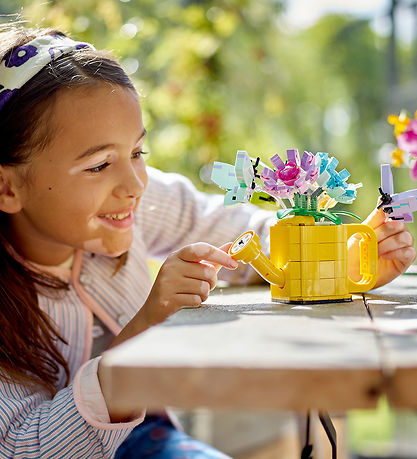 LEGO® Creator - Blomster I Vandkande - 31149 - 3-i-1 - 420 Dele