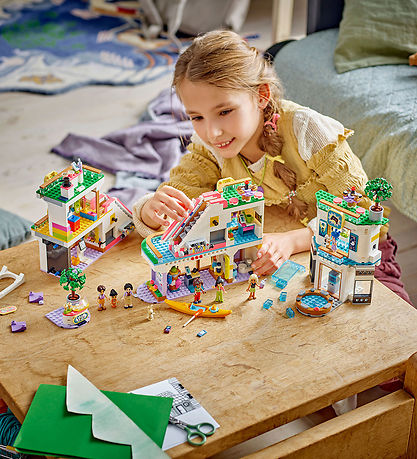 LEGO® Friends - Heartlake City Butikscenter 42604 - 1237 Dele