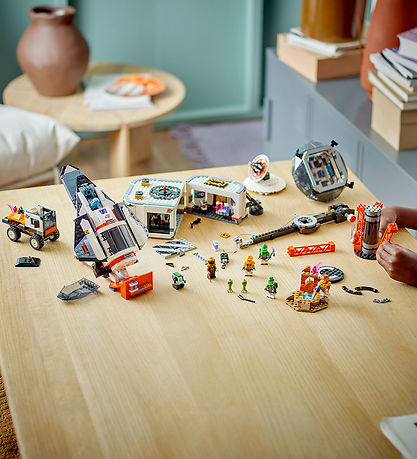 LEGO® City - Rumbase Og Raketaffyringsrampe 60434 - 1422 Dele LEGO® City - Rumbase Og Raketaffyringsrampe 60434 - 1422 Dele