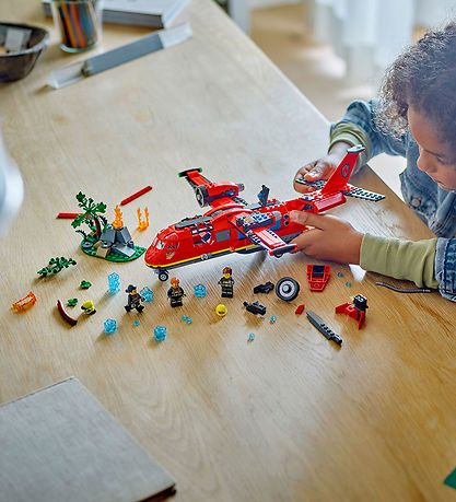 LEGO® City - Brandweervliegtuig 60413 - 478 Onderdelen
