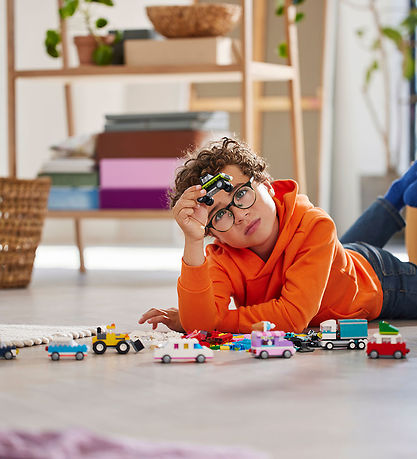 LEGO® Classic - Kreative Køretøjer 11036 - 900 Dele