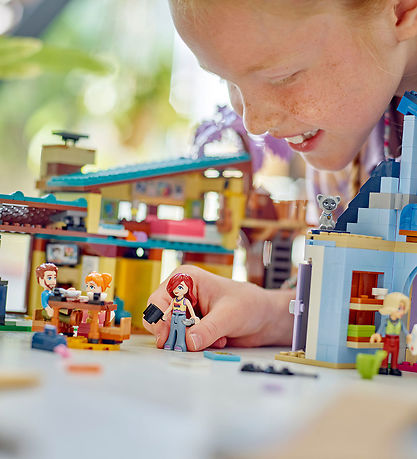 LEGO® Friends - Olly Og Paisleys Huse 42620 - 1126 Dele LEGO® Friends - Olly Og Paisleys Huse 42620 - 1126 Dele