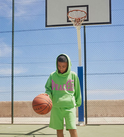 Molo Sweatshorts - Adian - Grass Green Molo Sweatshorts - Adian - Grass Green
