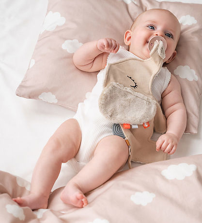 Done by Deer Nusseklud - Elphee - Sand Done by Deer Nusseklud - Elphee - Sand