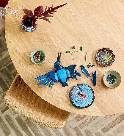 LEGO® Icons - Isfugl 10331 - 834 Dele