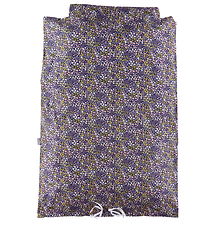 Nørgaard Madsens Sengetøj - Voksen - Blå m. Lilla Blomster Nørgaard Madsens Sengetøj - Voksen - Blå m. Lilla Blomster