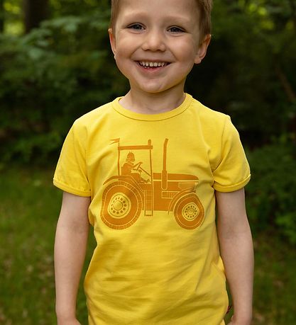 Danefæ T-Shirt - Danebasic - Faded Yellow Traktor Danefæ T-Shirt - Danebasic - Faded Yellow Traktor