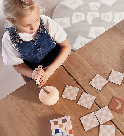 OYOY Kop m. Sugerør - Æble - Silikone - Peach OYOY Kop m. Sugerør - Æble - Silikone - Peach