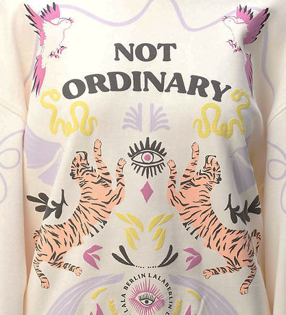 Lala Berlin Sweatshirt - Izoni - Not Ordinary Egret Lala Berlin Sweatshirt - Izoni - Not Ordinary Egret
