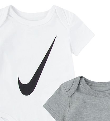 Nike Bodyer k/æ - Swoosh - 3-pak - Hvid/Grå/Sort Nike Bodyer k/æ - Swoosh - 3-pak - Hvid/Grå/Sort