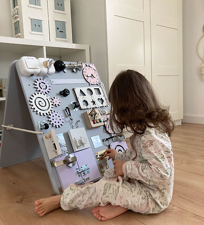 Woobiboo Woobiboard - Premium Play Standing - I Believe In Unico Woobiboo Woobiboard - Premium Play Standing - I Believe In Unico