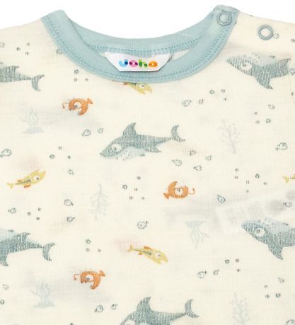 Joha Sommerdragt - Uld - Off White/Støvet Blå m. Fisk Joha Sommerdragt - Uld - Off White/Støvet Blå m. Fisk