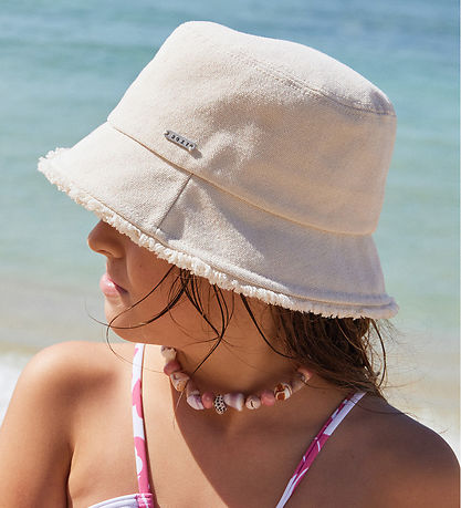 Roxy Bøllehat - Victim Of Love - Tapioca