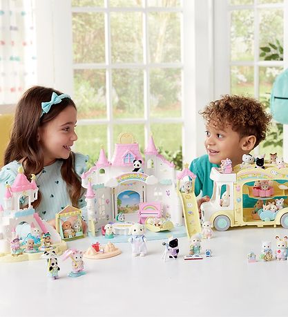Sylvanian Families - Nursery Sandbox & Pool - 5746 Sylvanian Families - Nursery Sandbox & Pool - 5746