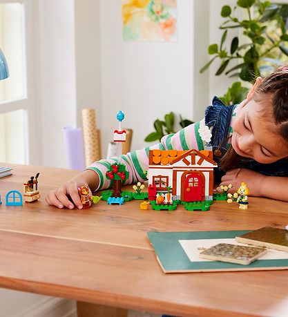 LEGO® Animal Crossing - Isabelle's House Visit 77049 - 389 Parts