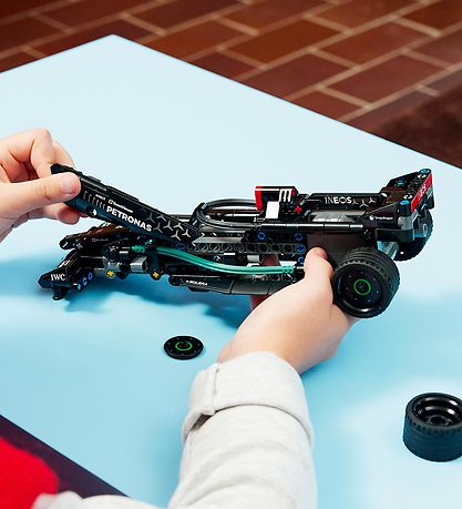 LEGO® Technic - Mercedes-AMG F1 W14 E Performance... 42165 LEGO® Technic - Mercedes-AMG F1 W14 E Performance... 42165