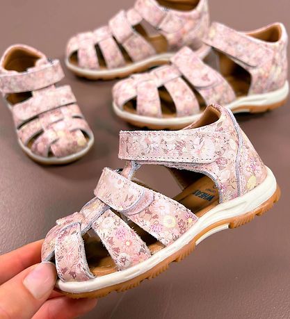 Wheat Sandals - Frei L - Clam Multi Flowers