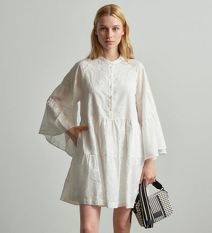 Robe Lala Berlin - Delmar - Magie Garden Broderie White Robe Lala Berlin - Delmar - Magie Garden Broderie White