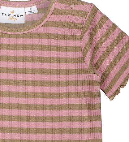 The New T-shirt - TnsFro - Rib - Pink Nectar The New T-shirt - TnsFro - Rib - Pink Nectar