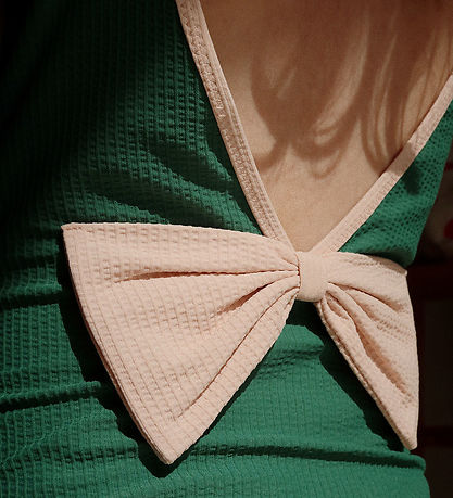 Konges Sløjd Badedragt - Bowie - UV50+ - Smoke Pine Konges Sløjd Badedragt - Bowie - UV50+ - Smoke Pine