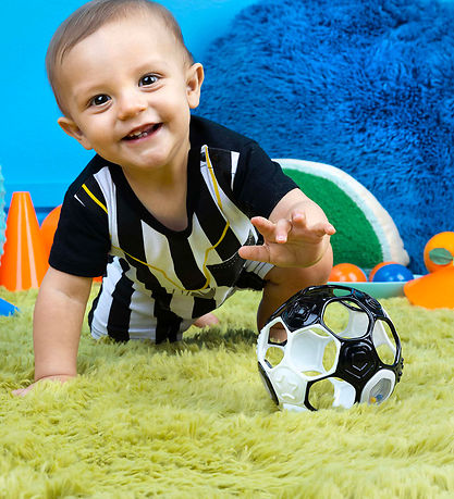 Bright Starts Aktivitetslegetøj - Fodbold - Sort/Hvid Bright Starts Aktivitetslegetøj - Fodbold - Sort/Hvid