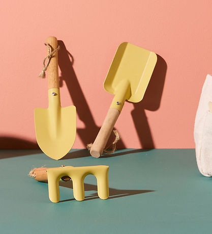 Kids Concept Havesæt m. Forklæde - Kid's Hub Kids Concept Havesæt m. Forklæde - Kid's Hub