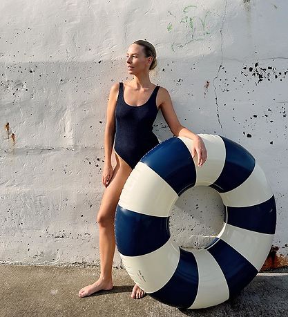 Petites Pommes Badering - 120 cm - Celine Grand - Cannes Blue Petites Pommes Badering - 120 cm - Celine Grand - Cannes Blue