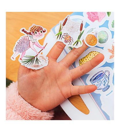 Eeboo Klistermærkebog - 200+ Klistermærker - Magiske Skabninger