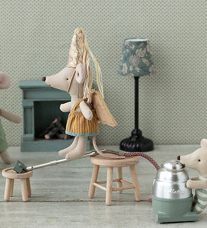 Maileg Kuffert - Lillesøster Mus Kuffert m. Tøj Maileg Kuffert - Lillesøster Mus Kuffert m. Tøj